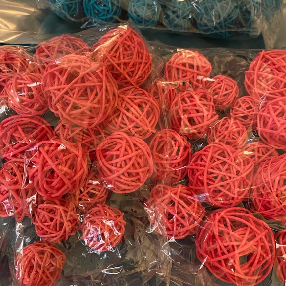 Decorative Rattan Balls - Picture 3 of 3